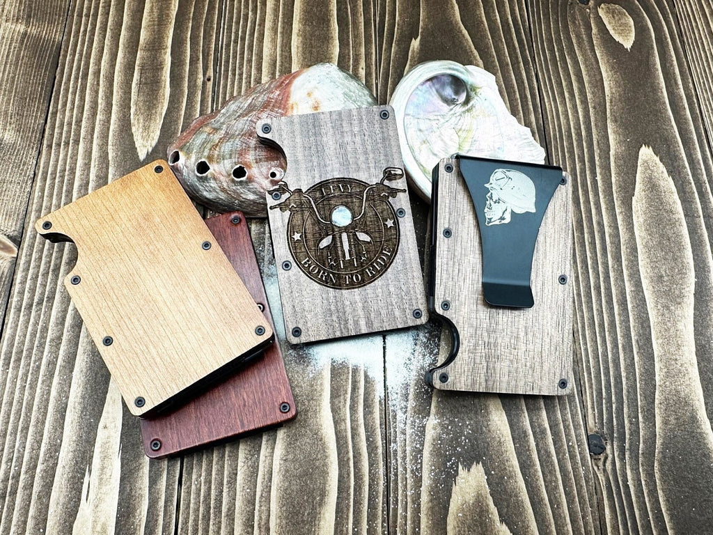 Minimalist Engraved Cardholder Money Clip Wallet with a Modern Design - Stay Organized in Style