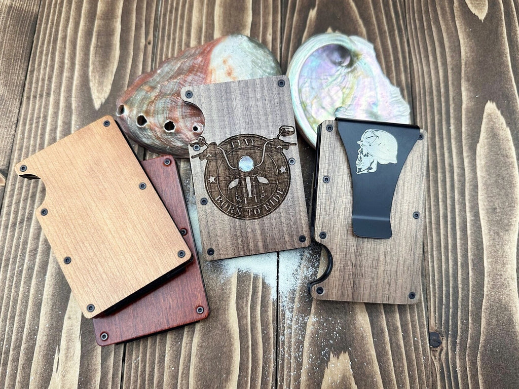Minimalist Engraved Cardholder Money Clip Wallet with a Modern Design - Stay Organized in Style